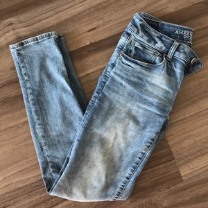 AEO super stretch skinny jeans light wash